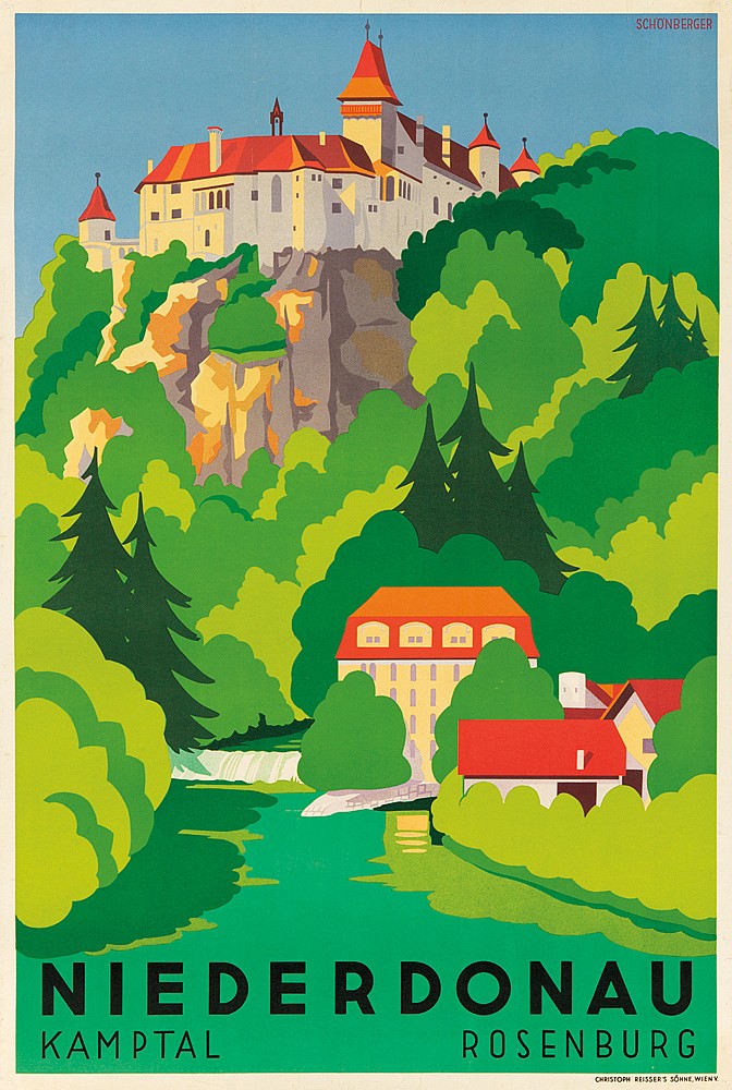 Niederdonau Kamptal Rosenburg, large house in the trees