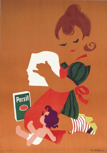 Persil, girl plays with doll
